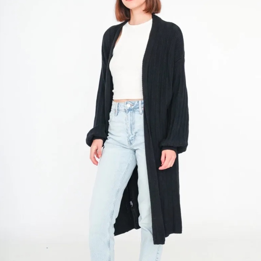 ShopEvelynne Black Long Ribbed Open Cardigan
